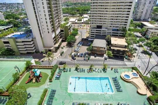 Deluxe Panoramic Mountain View Condo - 37Th Floor, Free Parking & Wifi Condo 檀香山 外观 照片